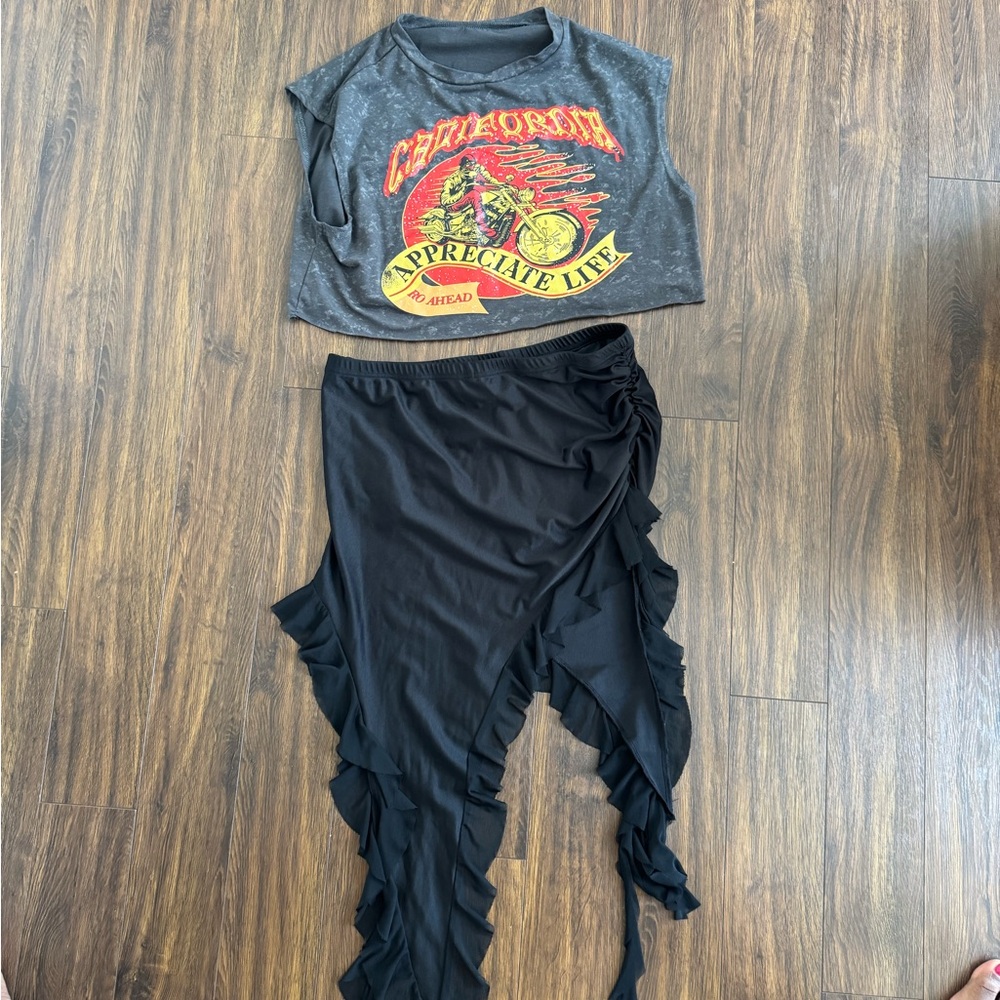 OUTFIT BUNDLE! California muscle crop top and high low black miniskirt